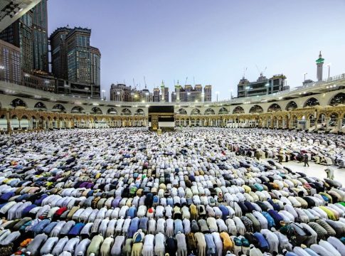 kamen spoticanja islam
