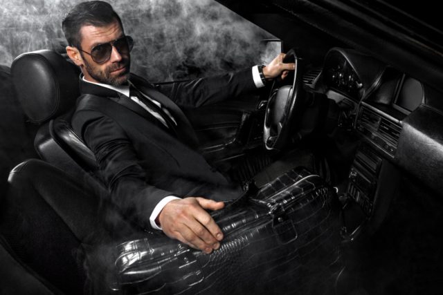 znakovi upozorenje muškarac posjeduje